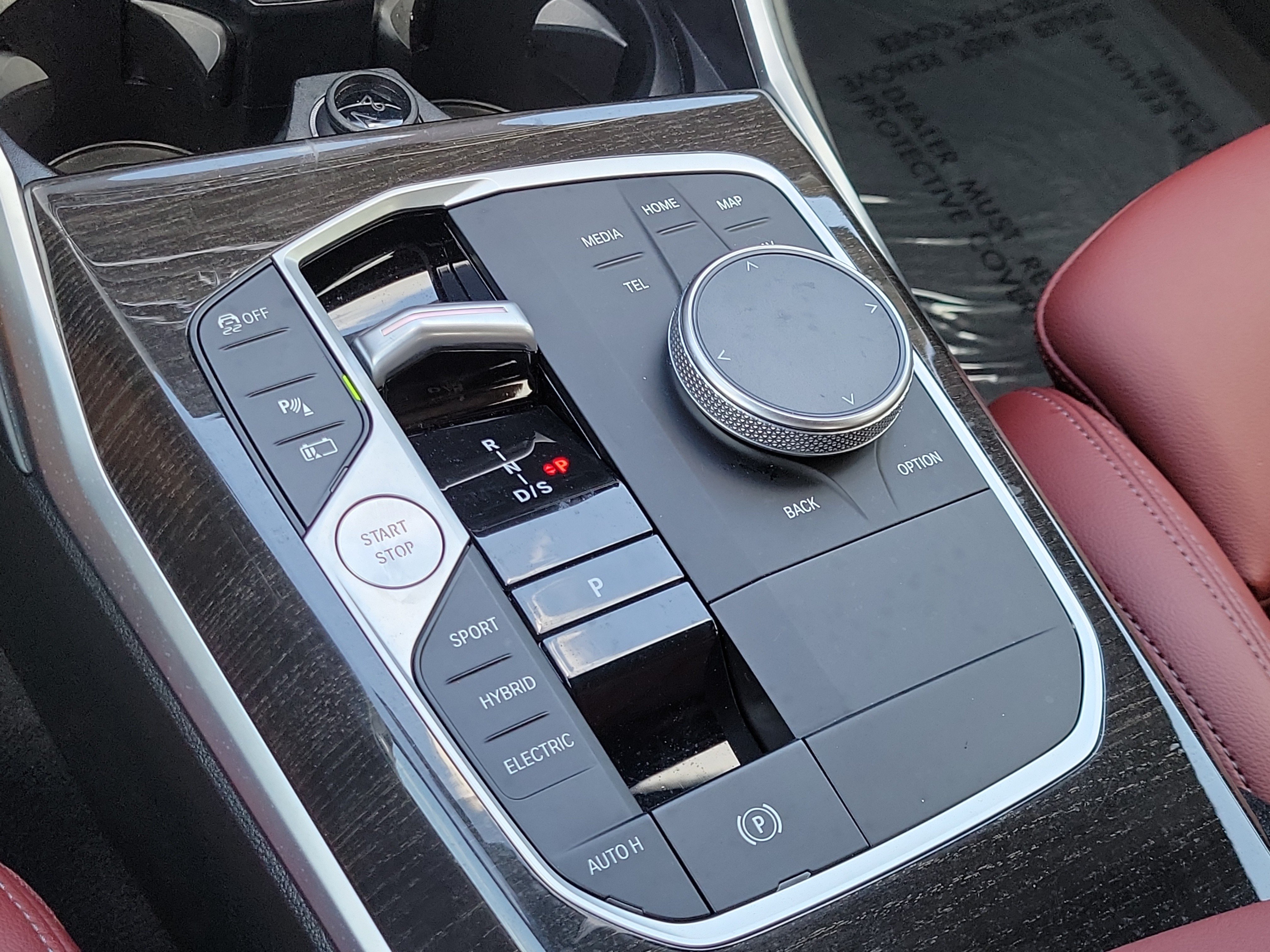 Used 2023 BMW 330e w/ Premium Package RWD image 29