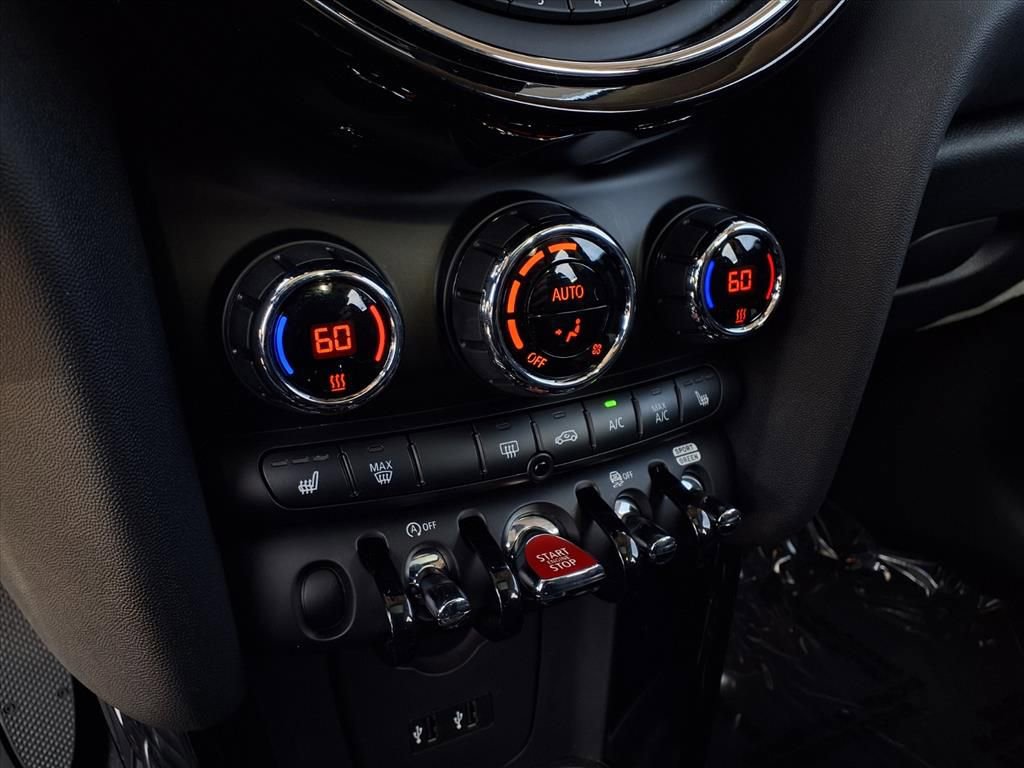 Used 2020 MINI Cooper S image 13