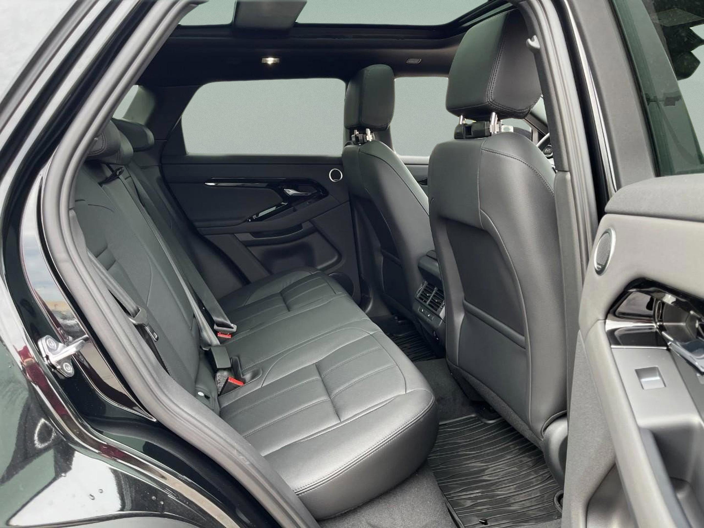 Used 2026 Land Rover Range Rover Evoque S image 14