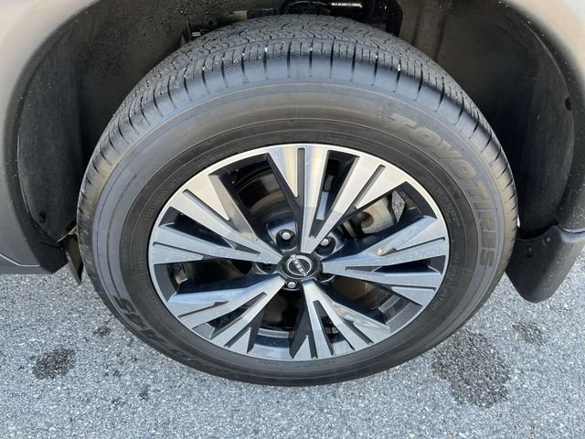 Used 2022 Nissan Rogue SV w/ SV Premium Package AWD/4WD image 21