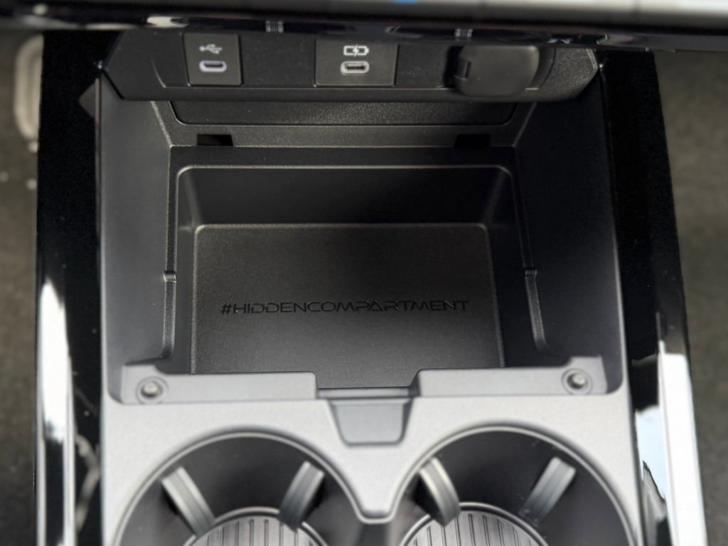 New 2026 Toyota Prius Plug-In Hybrid image 17