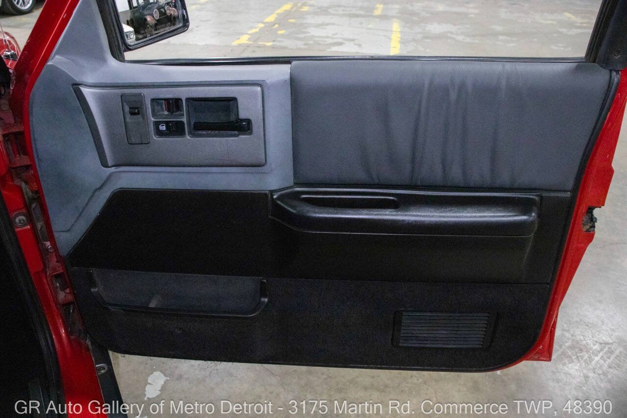 Used 1992 GMC Jimmy AWD/4WD image 36