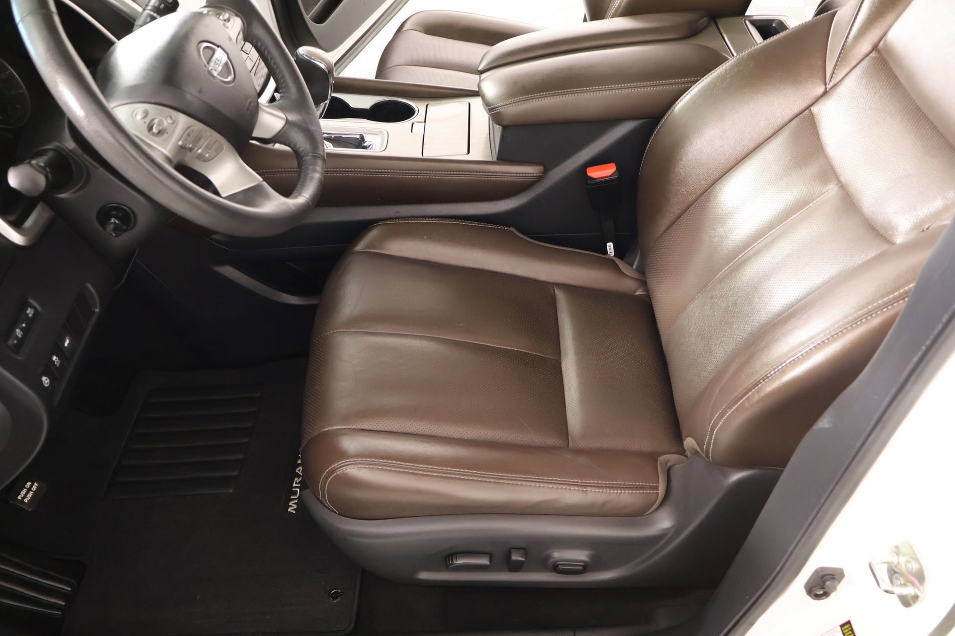Used 2017 Nissan Murano Platinum w/ Platinum Technology Package FWD image 12