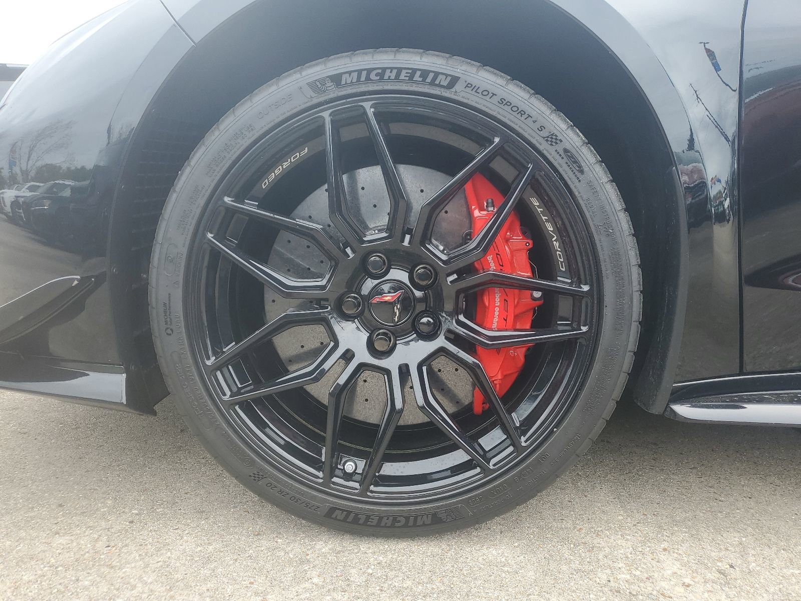 Used 2025 Chevrolet Corvette Z06 w/ Z07 Performance Package RWD image 7