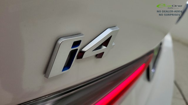 Used 2024 BMW i4 eDrive40 RWD image 33
