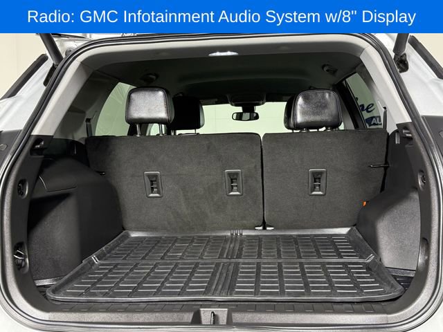 Used 2022 GMC Terrain SLT image 13