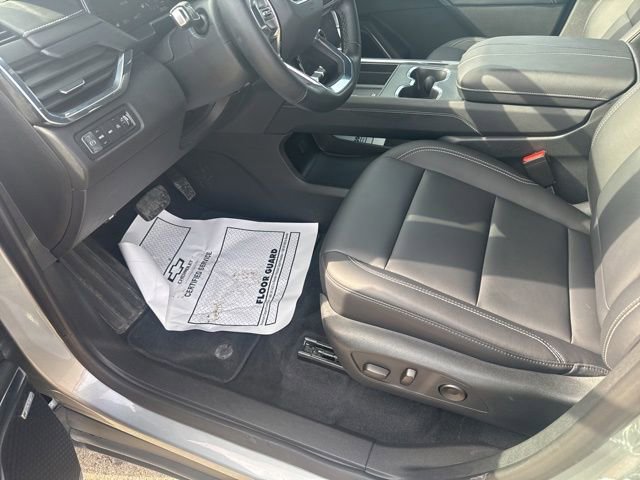 Used 2025 GMC Acadia Elevation w/ Elevation Premium Package image 10