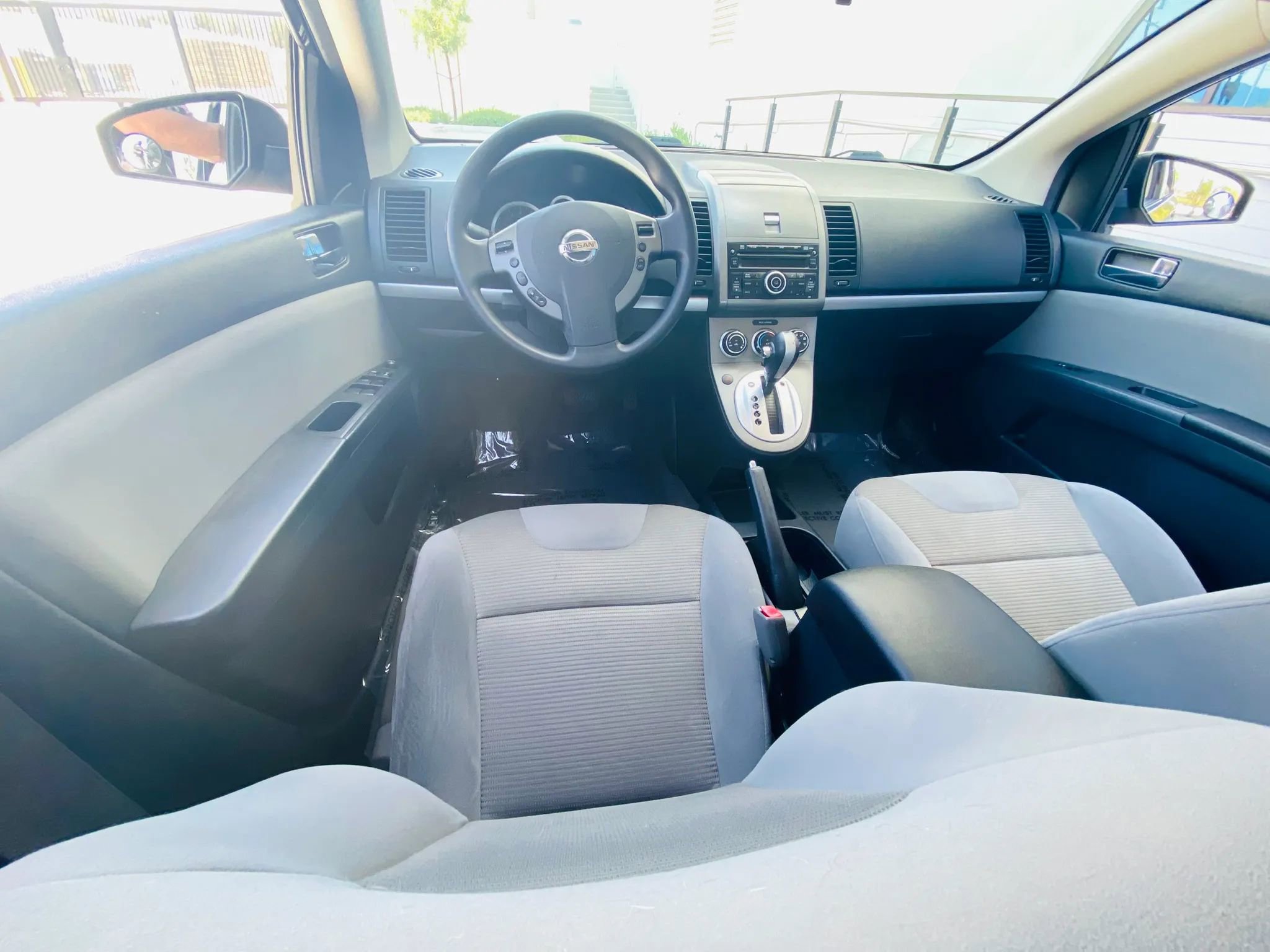 Used 2010 Nissan Sentra 2.0 S FWD image 21
