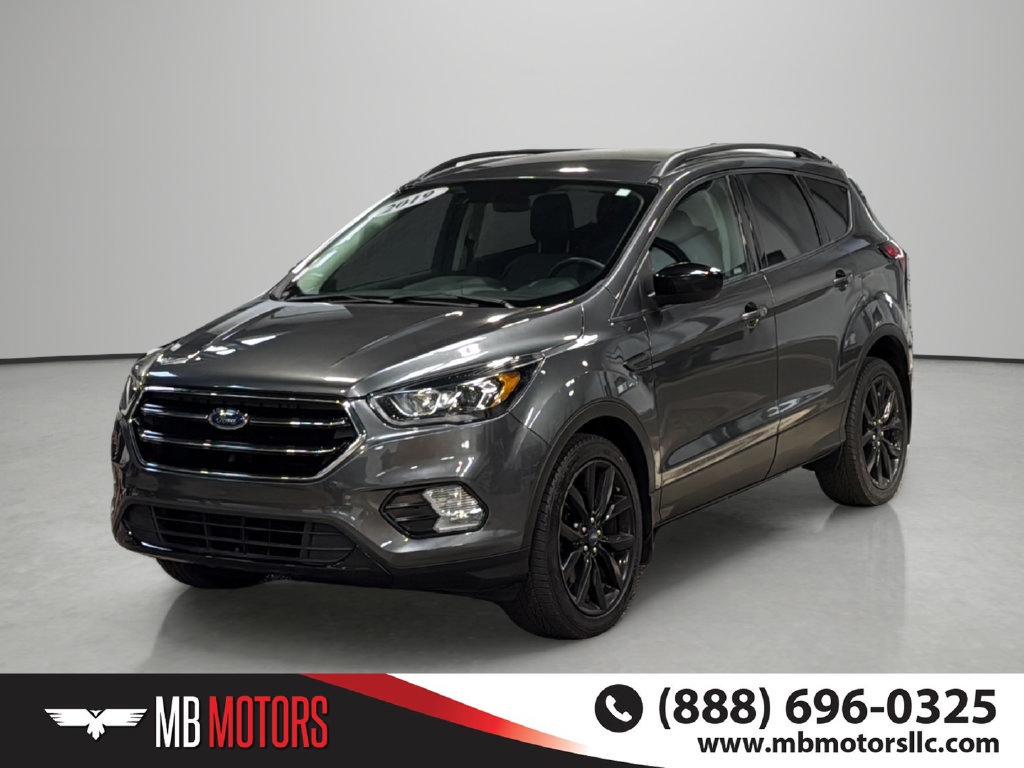 Used 2019 Ford Escape SE w/ SE Sport Appearance Package