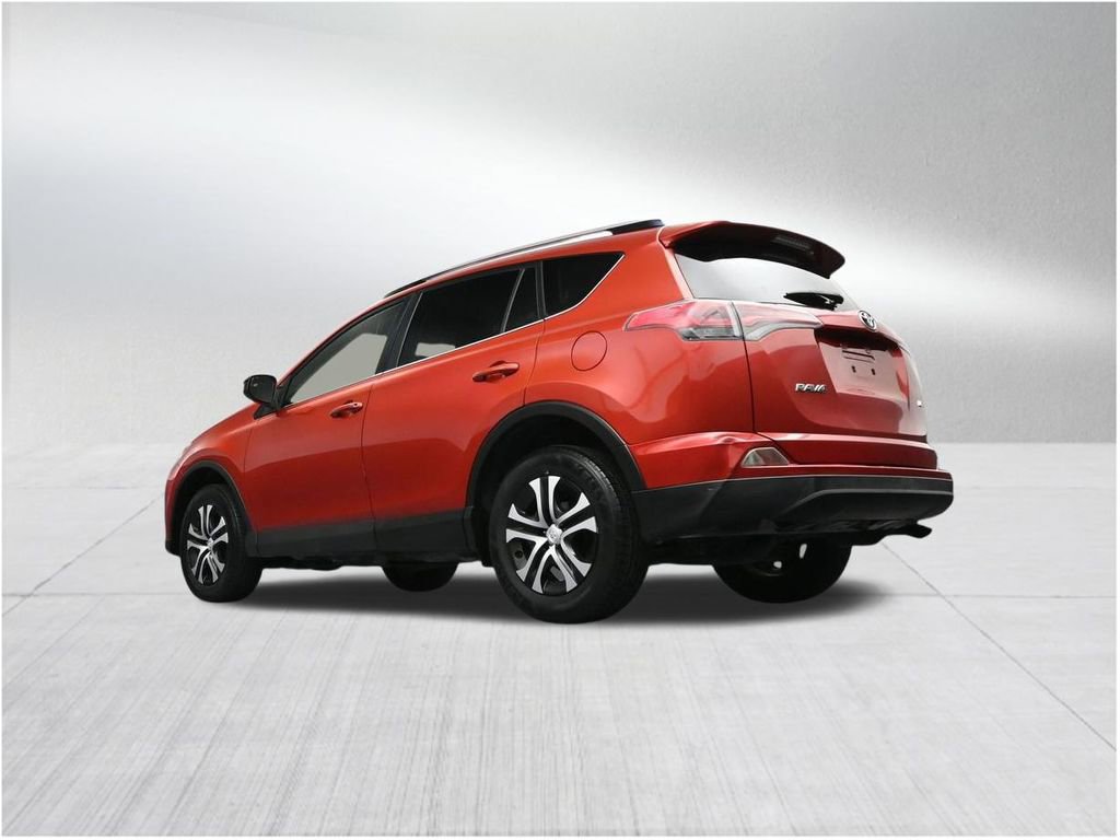 Used 2016 Toyota RAV4 LE image 14