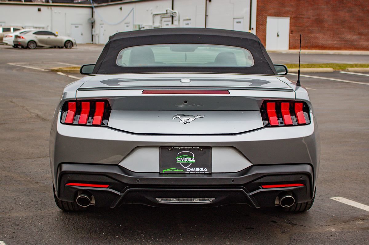 Used 2024 Ford Mustang Premium RWD image 7