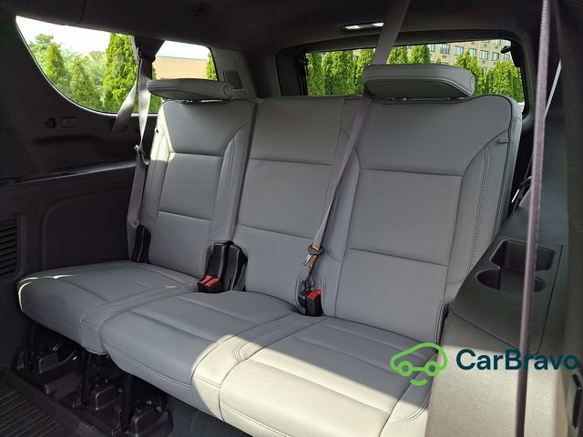 Certified 2023 GMC Yukon XL SLT w/ SLT Premium Package AWD/4WD image 11