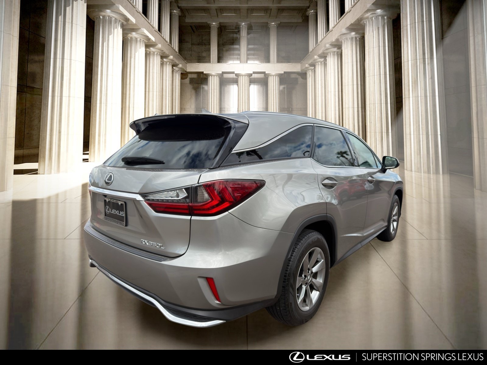 Used 2019 Lexus RX 350L FWD w/ Accessory Package image 4