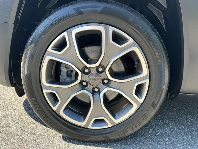 Used 2016 Jeep Renegade Limited FWD image 14