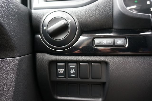 Certified 2024 Nissan Titan SV w/ SV Convenience Package AWD/4WD image 25