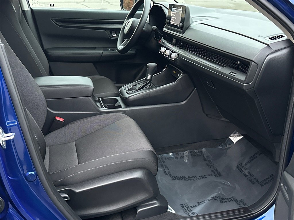 Used 2025 Honda CR-V LX image 9