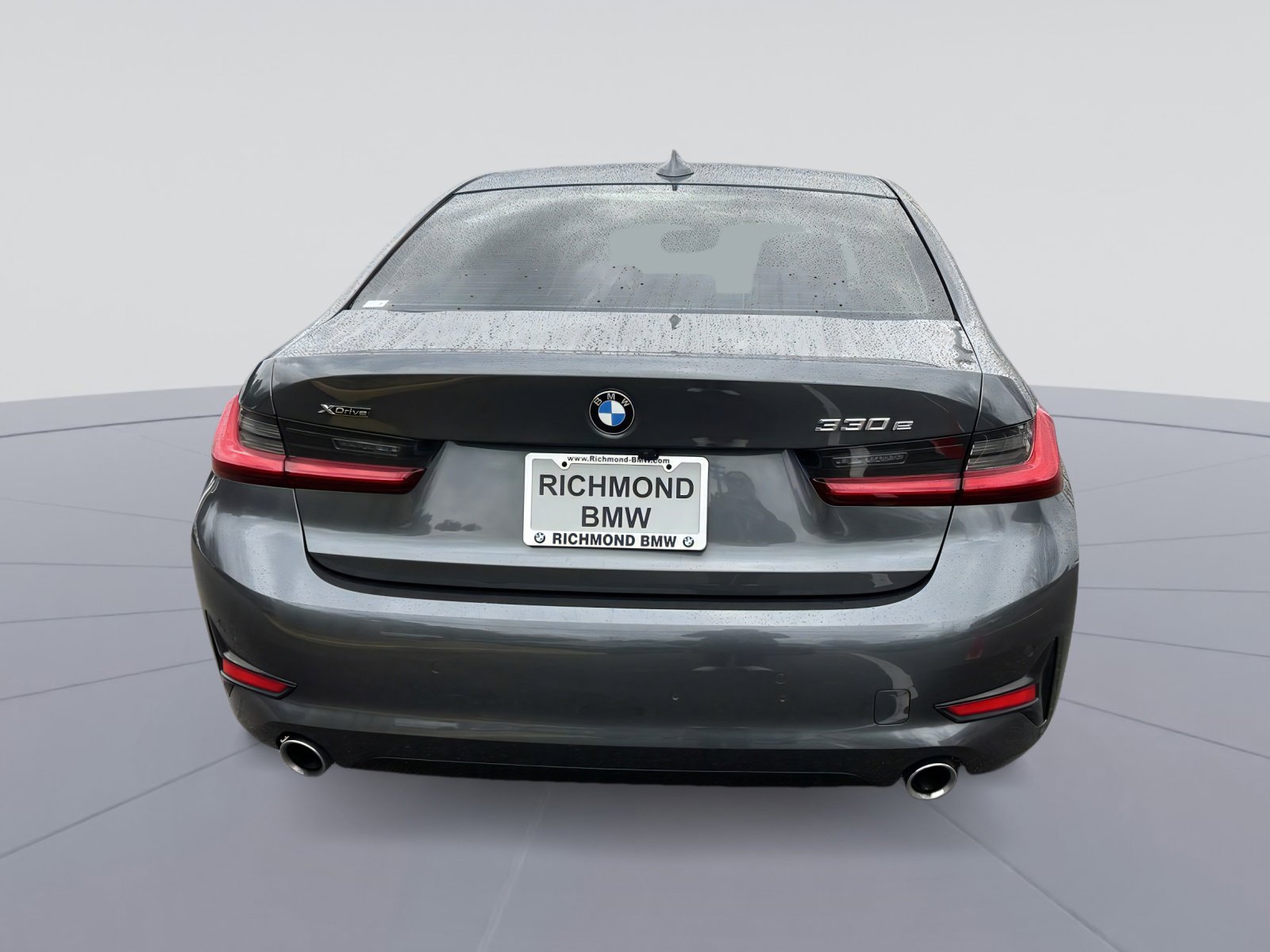 Used 2021 BMW 330e xDrive w/ Executive Package image 8