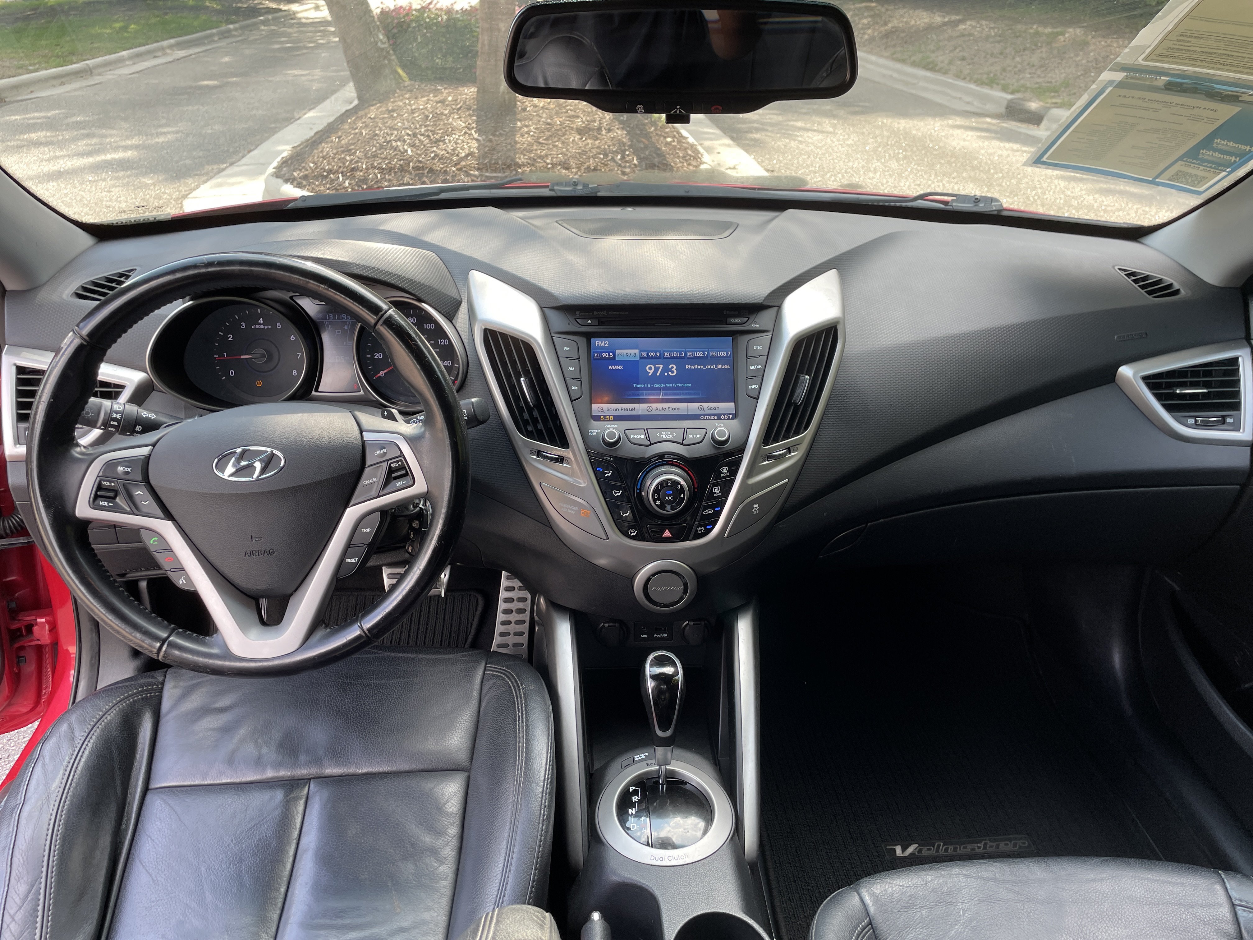 Used 2014 Hyundai Veloster RE:FLEX Edition FWD image 26