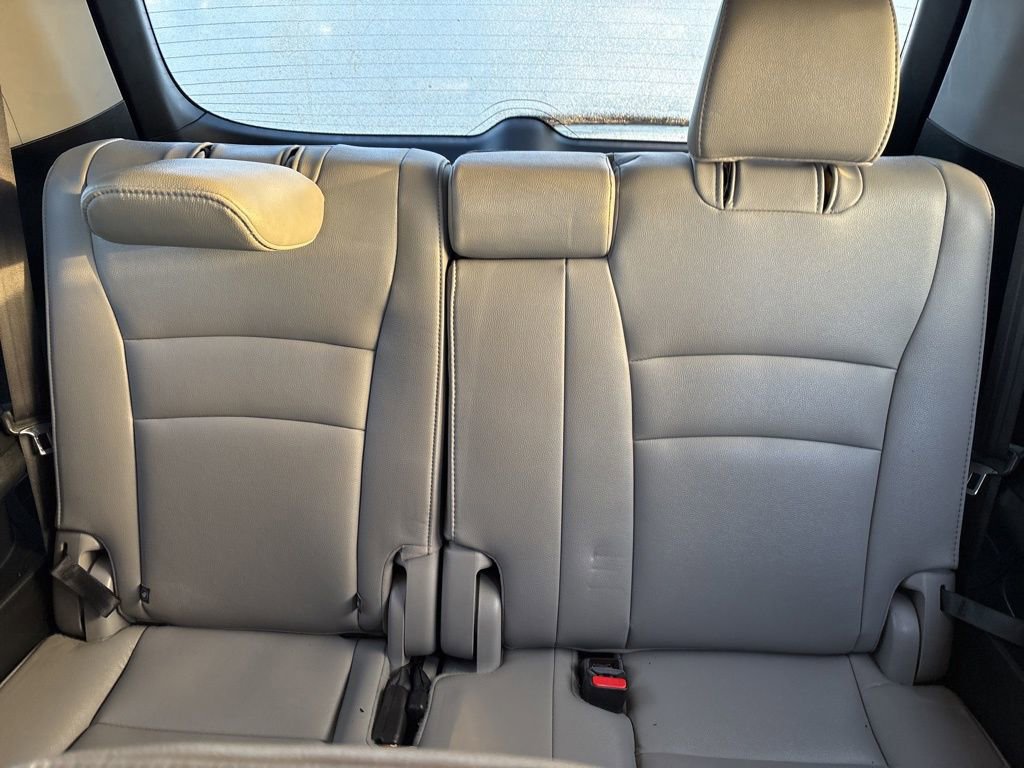 Used 2017 Honda Pilot Touring image 15