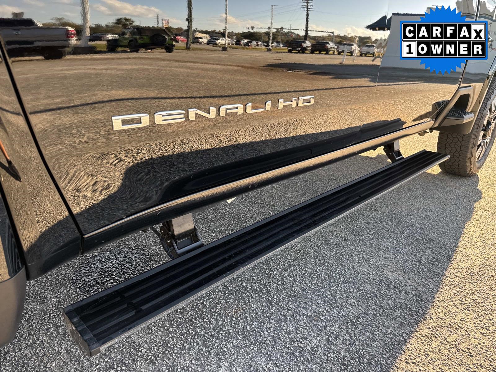 Used 2024 GMC Sierra 2500 Denali w/ Denali Reserve Package image 12