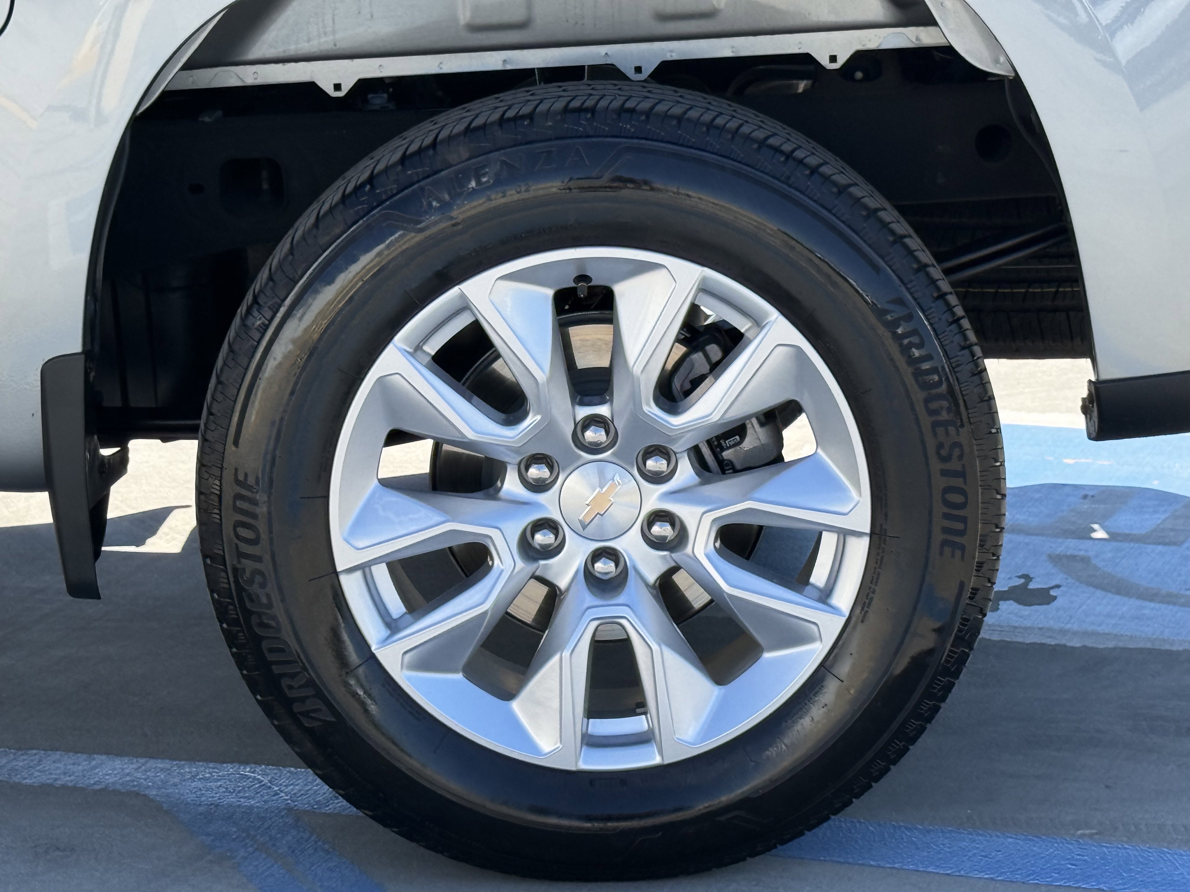 Used 2024 Chevrolet Silverado 1500 Custom image 15