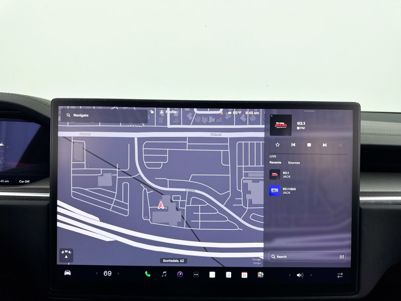 Used 2023 Tesla Model X Plaid AWD/4WD image 4