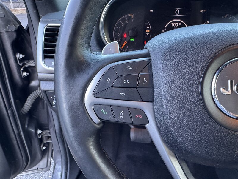 Used 2017 Jeep Grand Cherokee Altitude AWD/4WD image 17