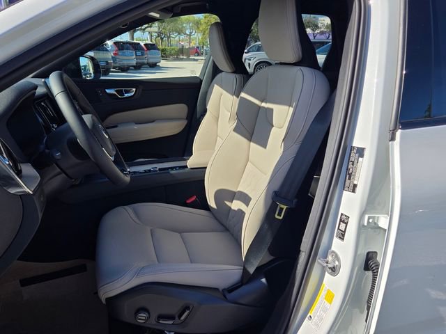 New 2026 Volvo XC60 B5 Plus w/ Protection Package Premier AWD/4WD image 12