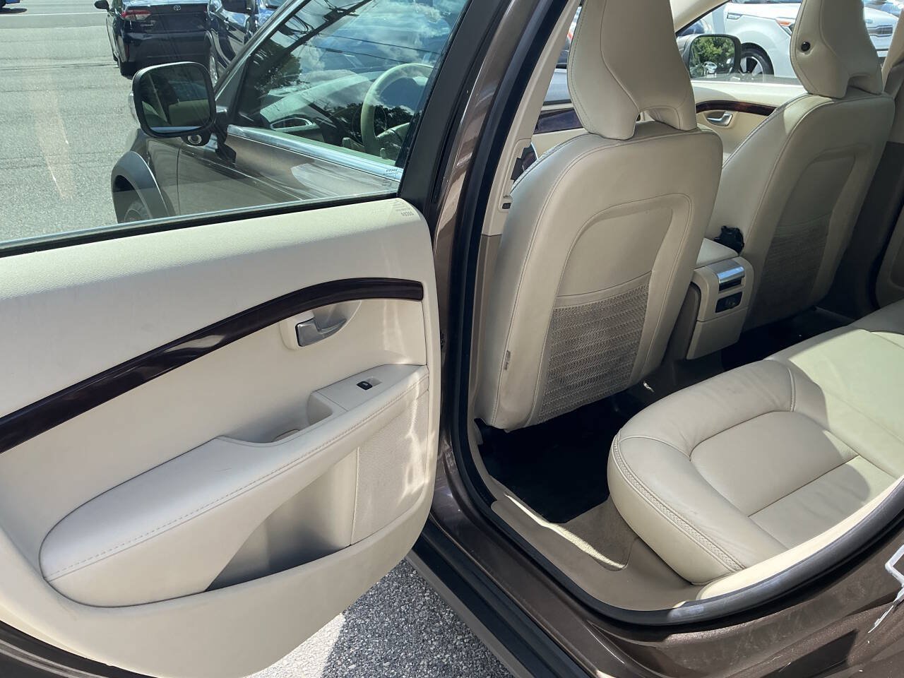 Used 2015 Volvo XC70 3.2 Platinum AWD/4WD image 22