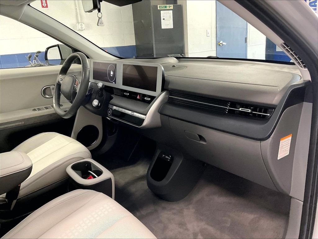 Used 2023 Hyundai Ioniq 5 Limited AWD/4WD image 14