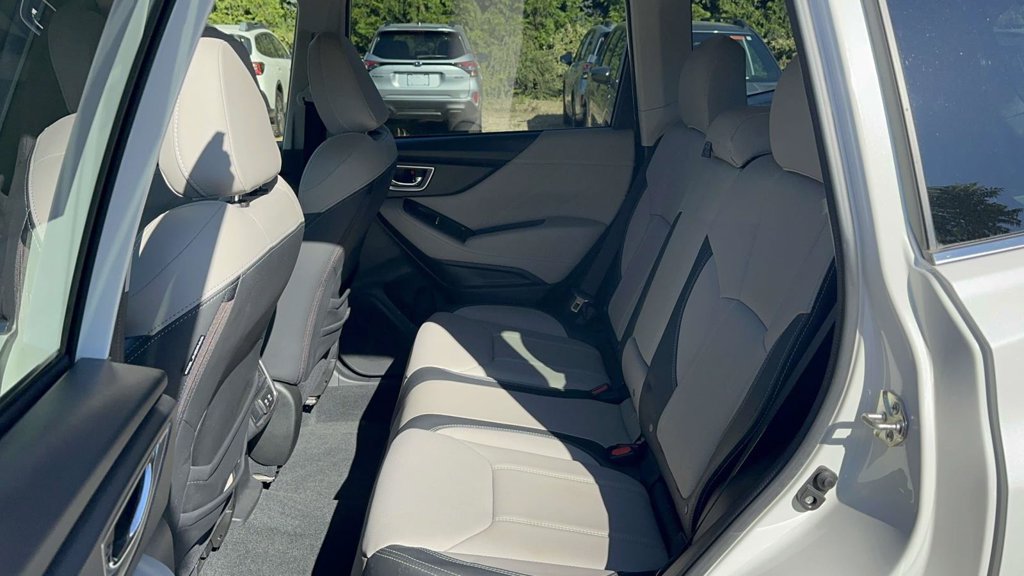 Used 2020 Subaru Forester Limited AWD/4WD image 12