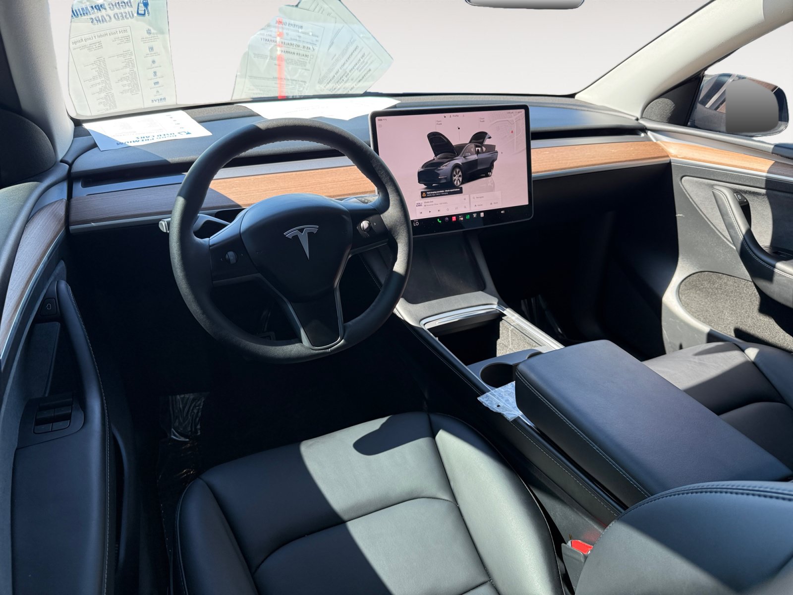 Used 2024 Tesla Model Y Long Range AWD/4WD image 15