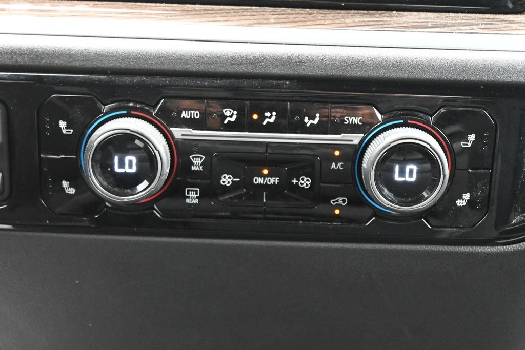 Used 2026 Chevrolet Silverado 1500 LT AWD/4WD image 19