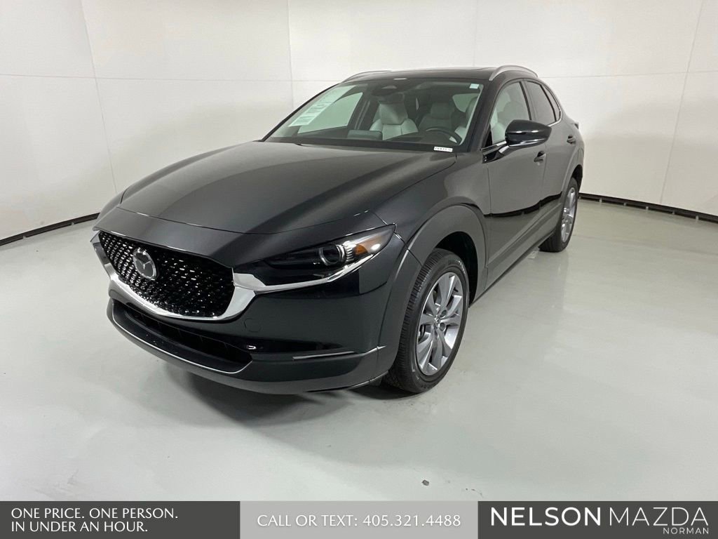 Certified 2025 MAZDA CX-30 AWD 2.5 S w/ Premium Package image 4