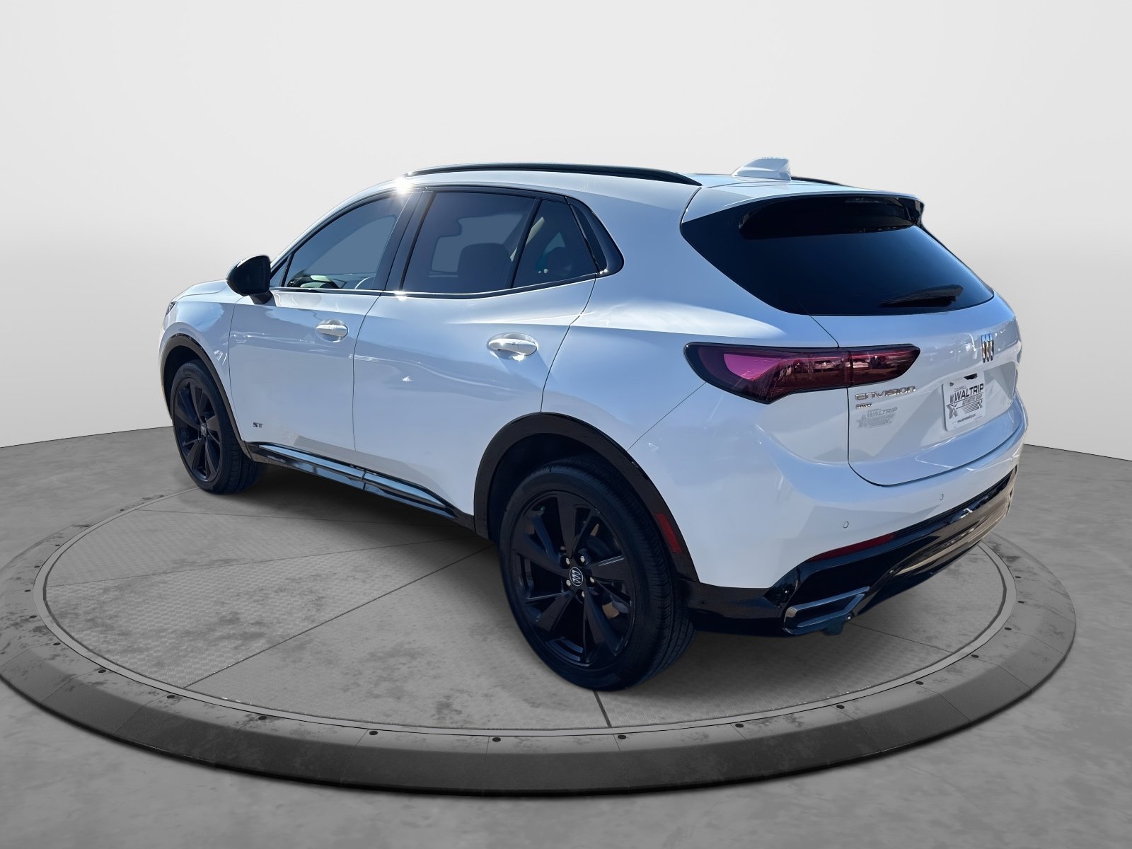 Used 2024 Buick Envision Sport Touring image 6