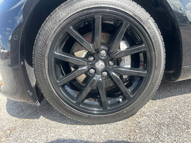 Used 2018 Tesla Model 3 Long Range RWD image 9