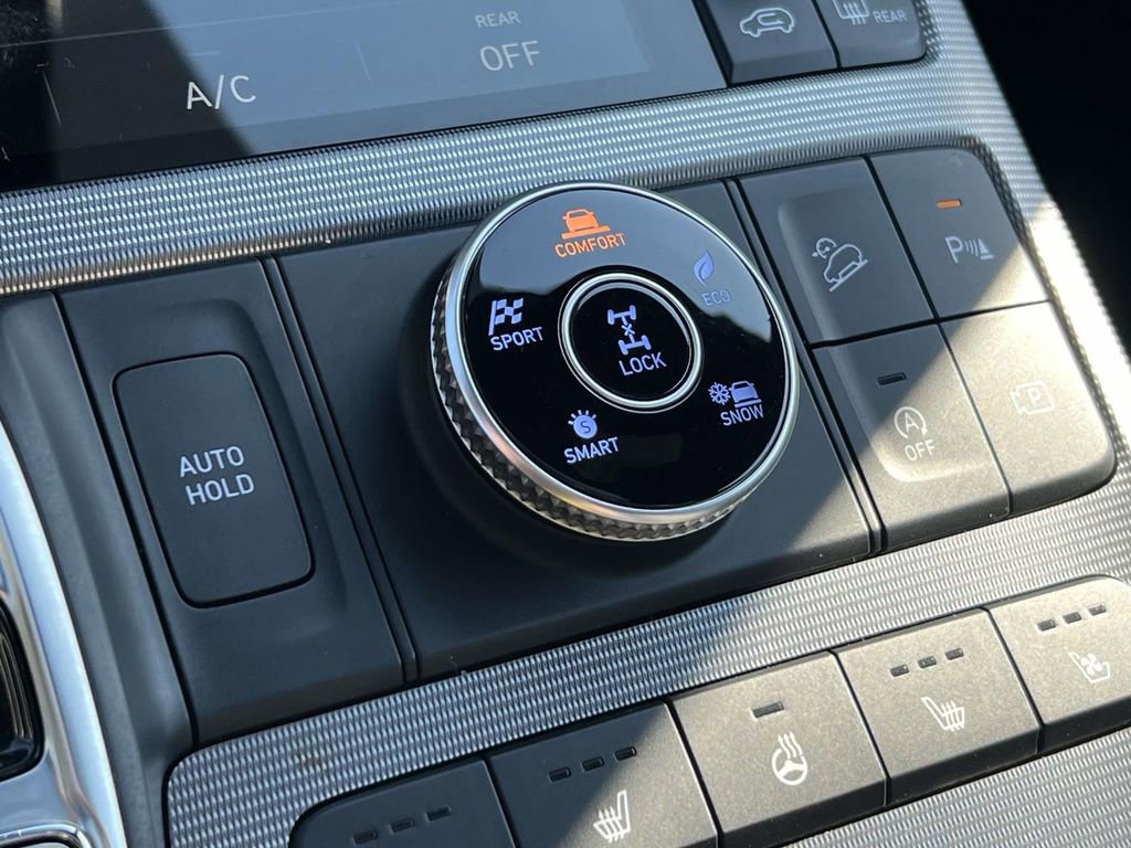 Used 2024 Hyundai Palisade Calligraphy image 40