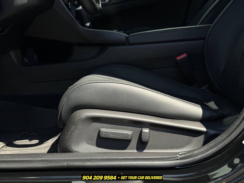 Used 2019 Honda Civic Sport Touring image 15