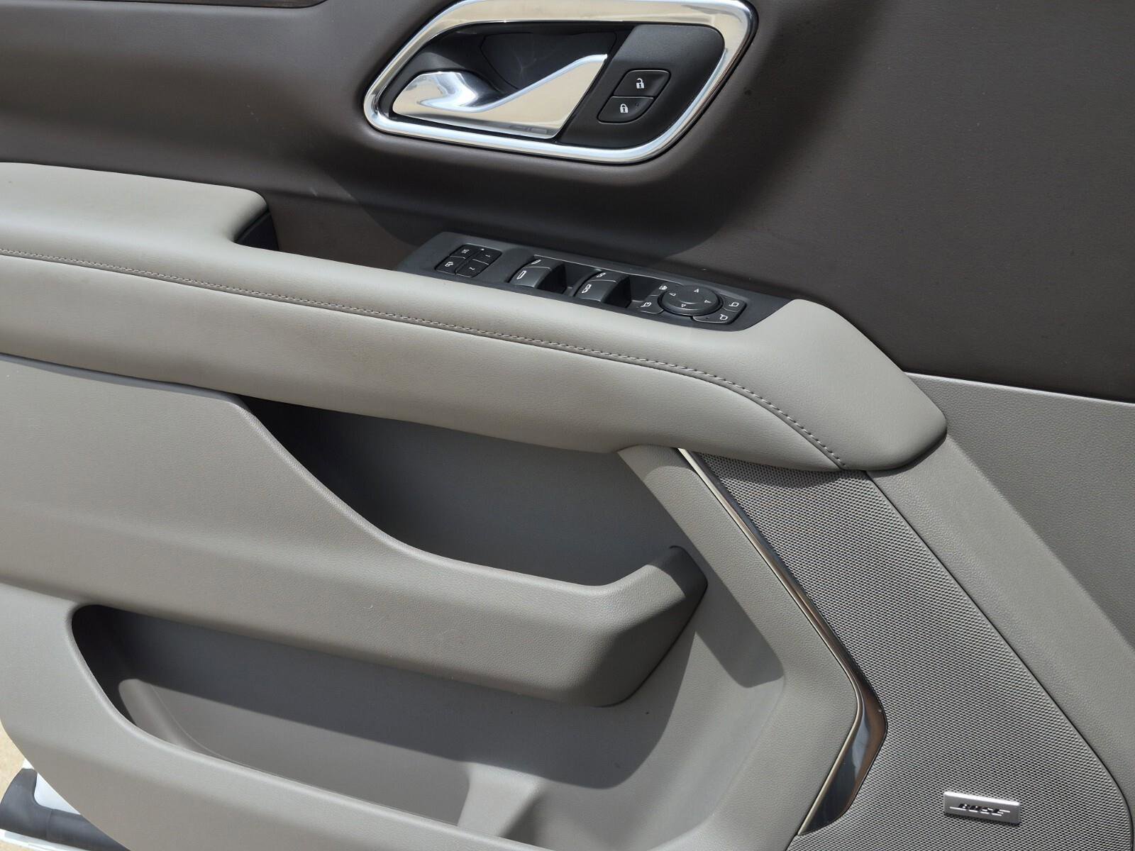 Used 2023 Chevrolet Tahoe LT w/ Luxury Package image 17