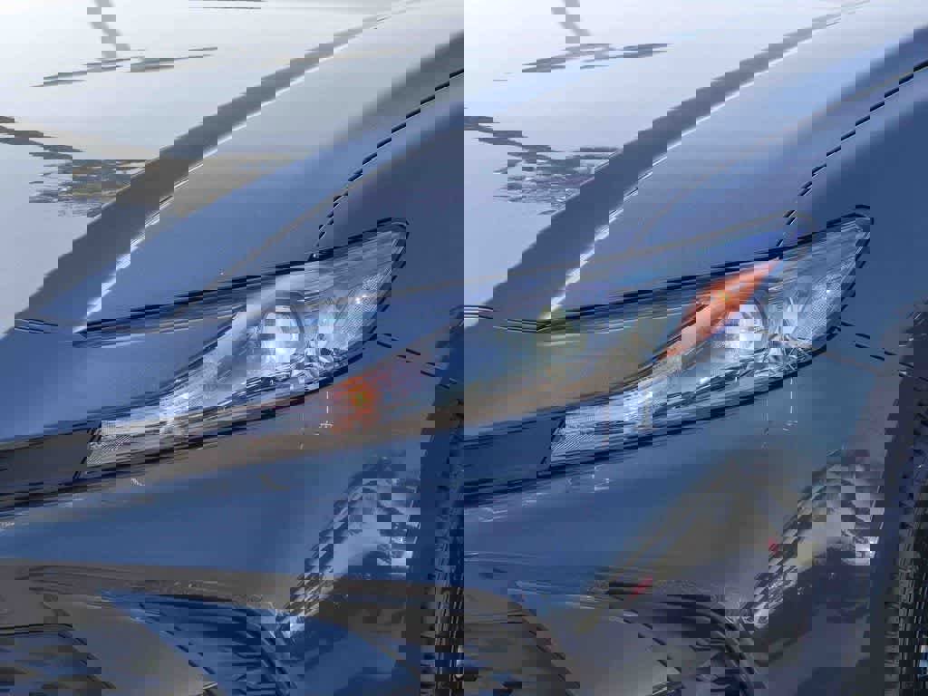 Used 2025 Toyota Camry SE image 8