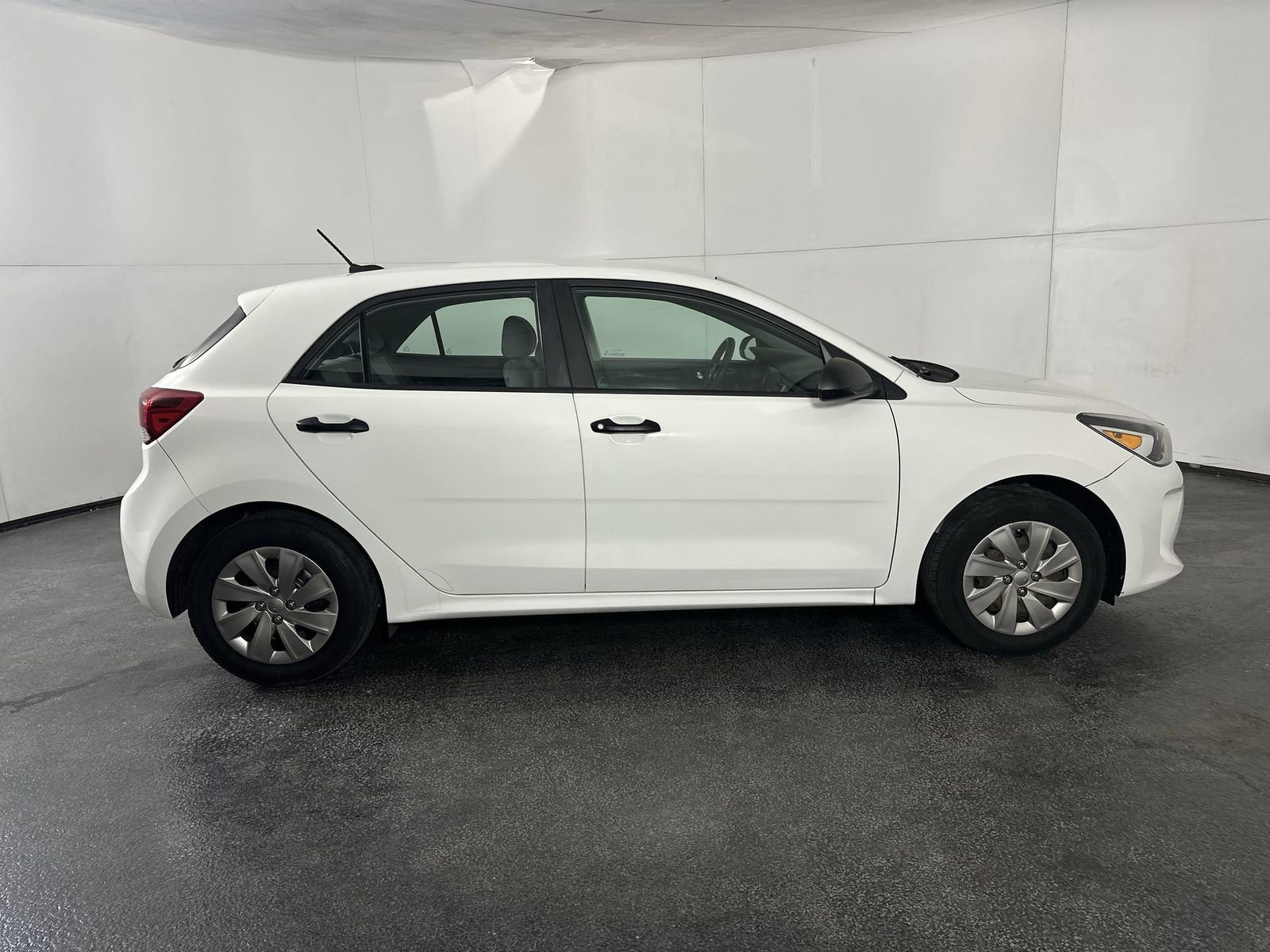 Used 2018 Kia Rio LX image 13