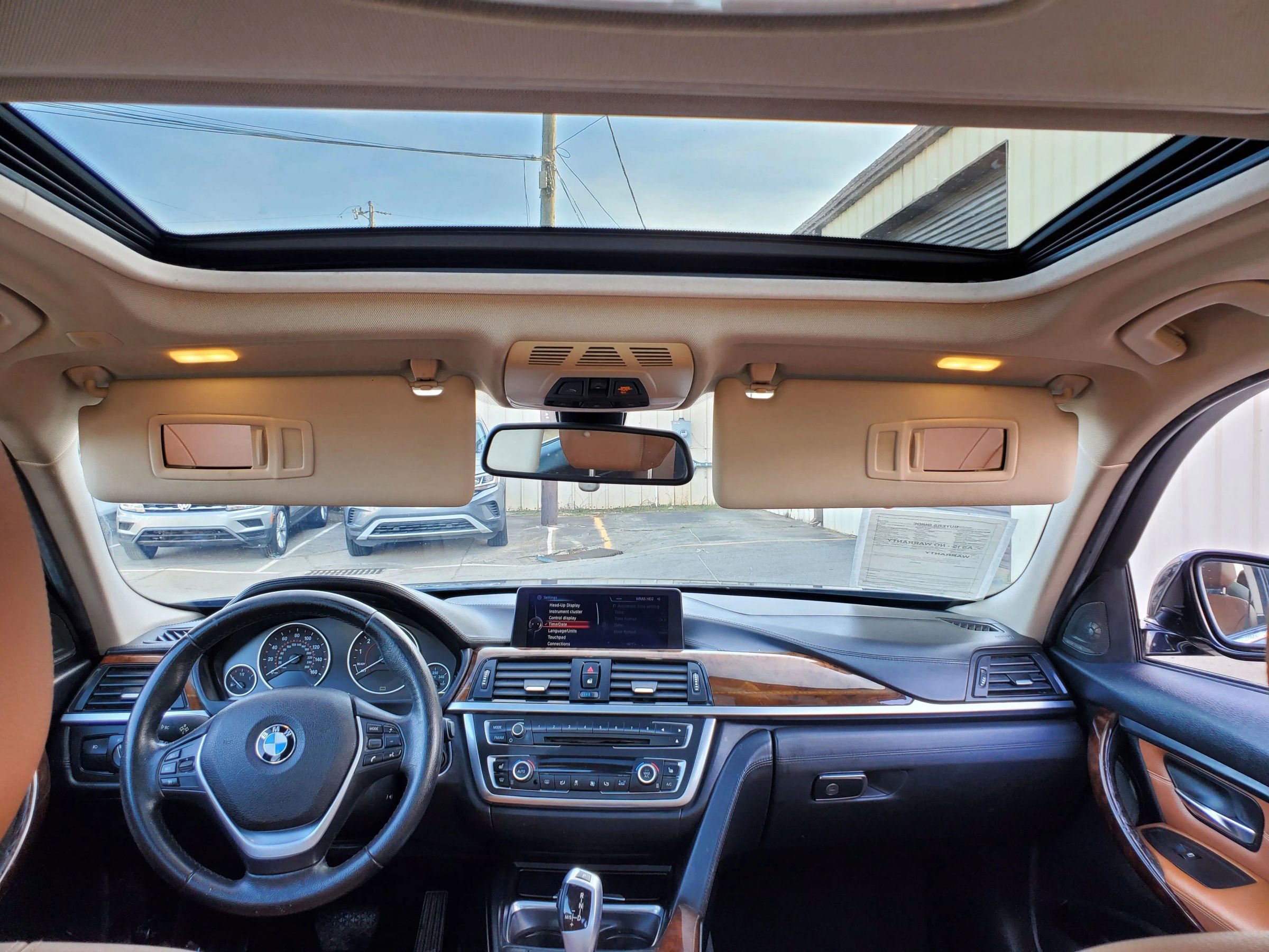 Used 2015 BMW ActiveHybrid 3 w/ Technology Package image 38