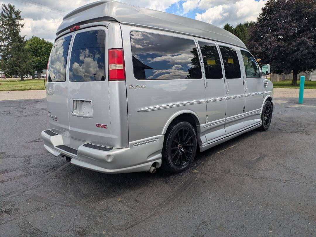 Used 2012 GMC Savana 1500 AWD image 6