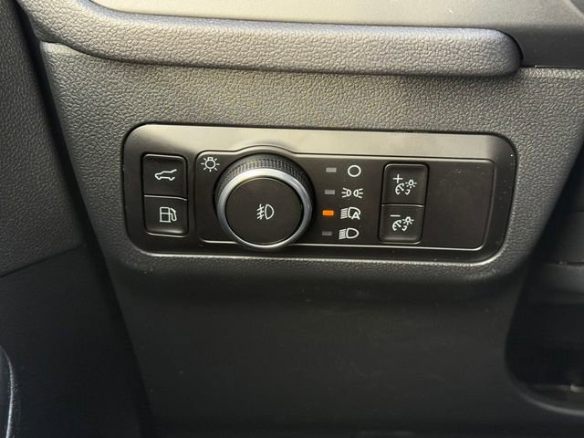 New 2026 Ford Escape SE image 18