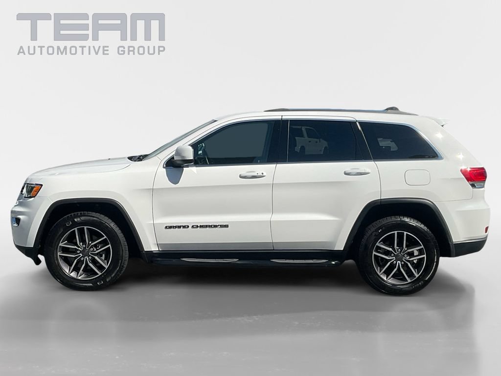 Used 2019 Jeep Grand Cherokee Laredo w/ Laredo X Package AWD/4WD image 4