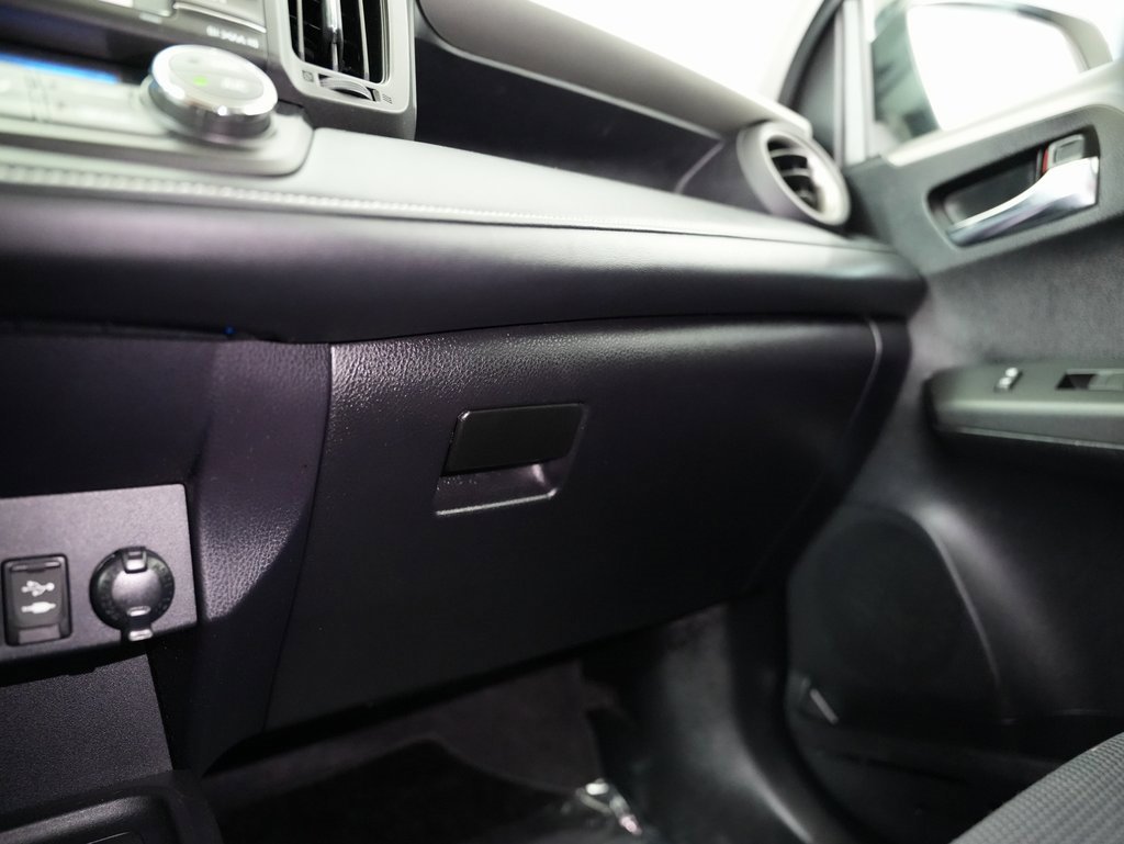 Used 2017 Toyota RAV4 XLE image 51