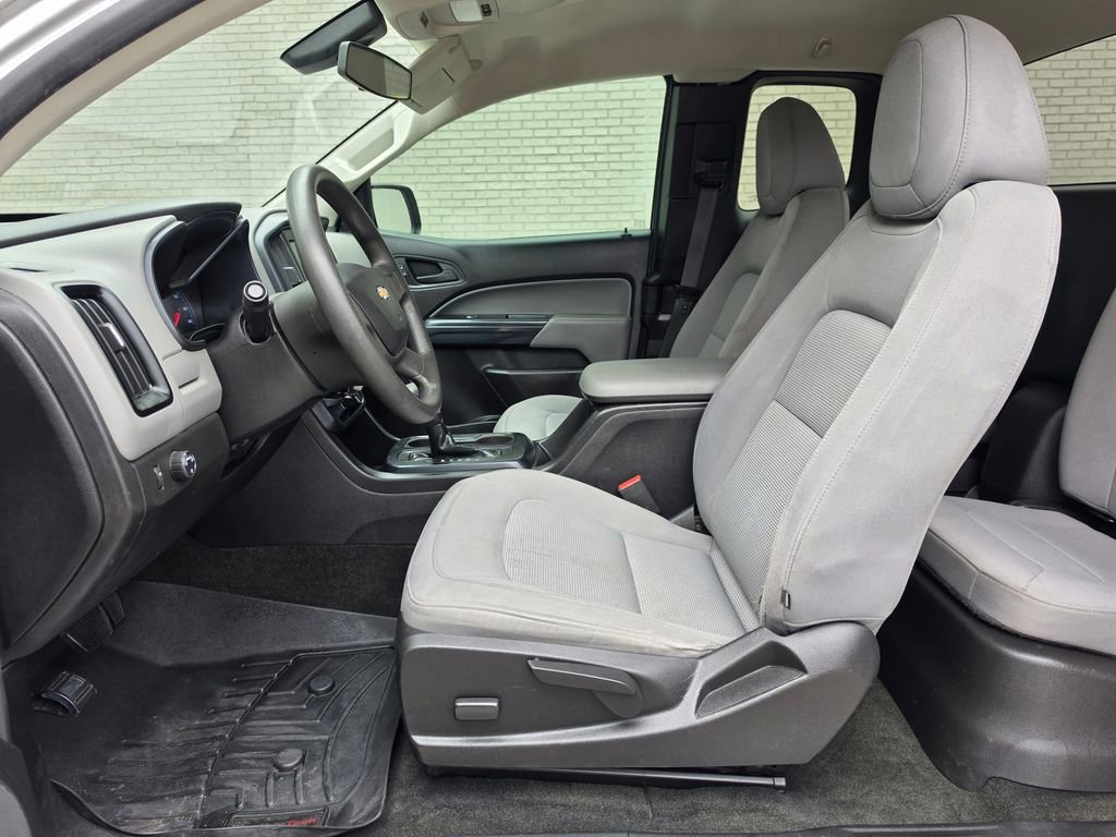 Used 2018 Chevrolet Colorado W/T RWD image 9