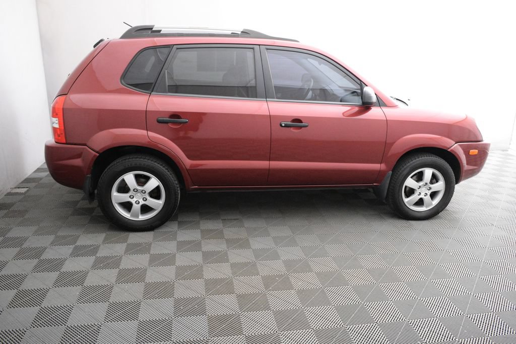 Used 2005 Hyundai Tucson GL FWD image 4