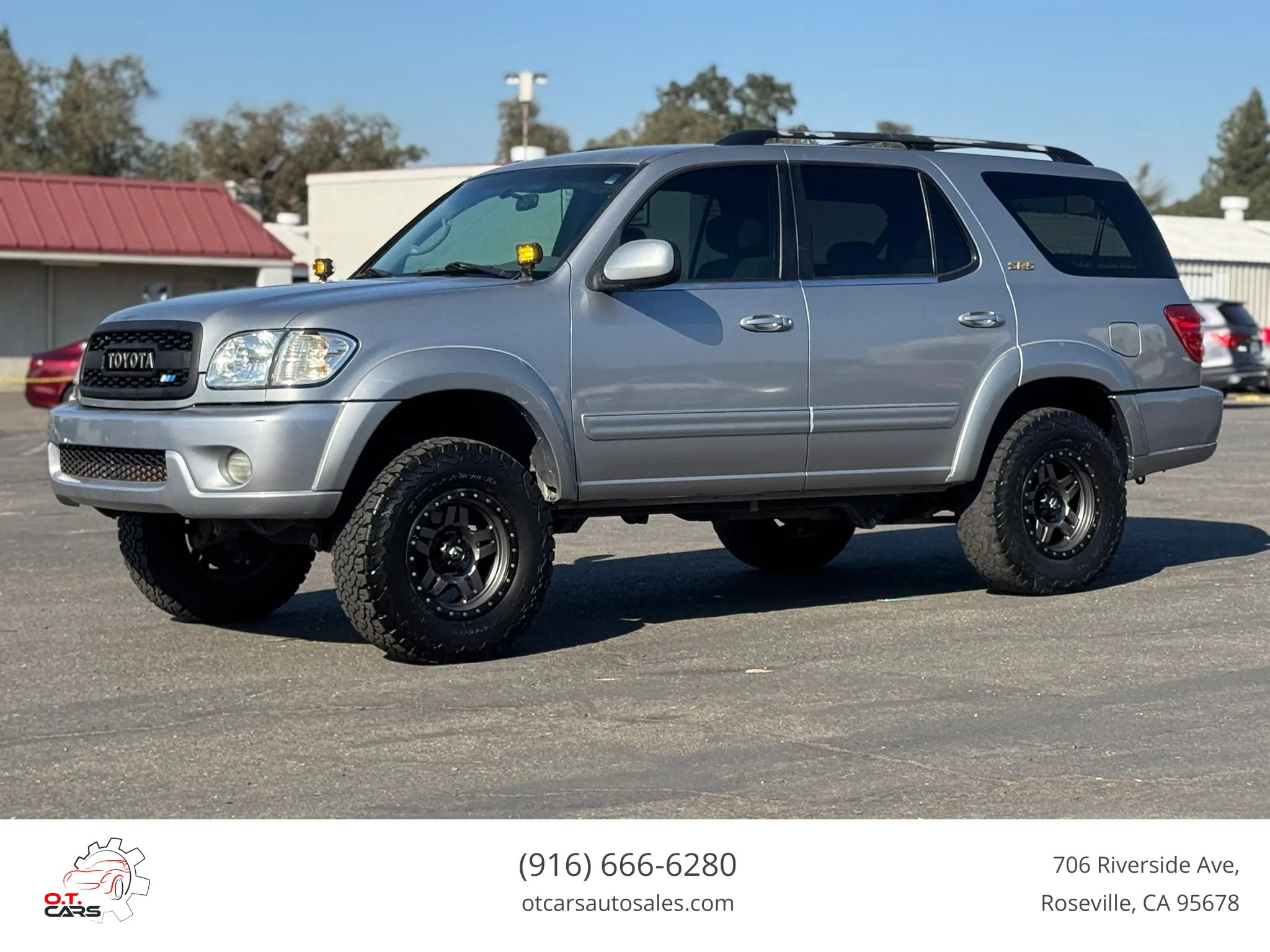 Used 2002 Toyota Sequoia SR5 RWD image 1