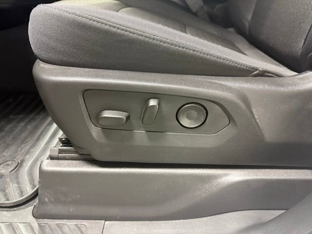 Certified 2025 Chevrolet Silverado 2500 Custom w/ Custom Value Package image 12